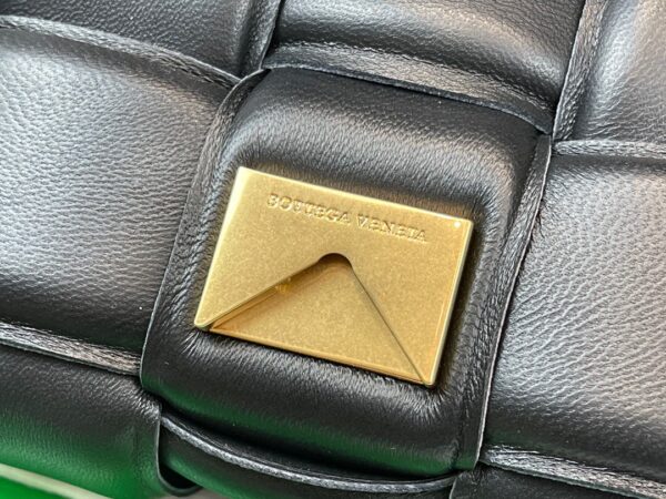Bottega Veneta The Chain Cassette