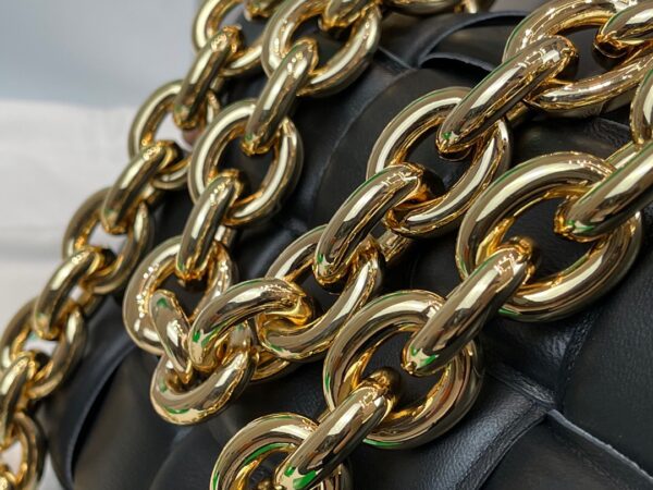 Bottega Veneta The Chain Cassette