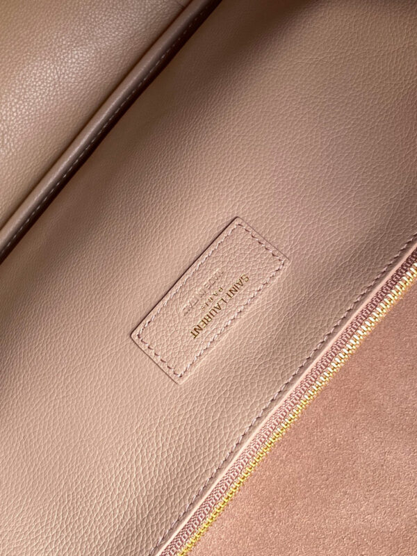 YSL LE5A7 supple LARGE in grained leather