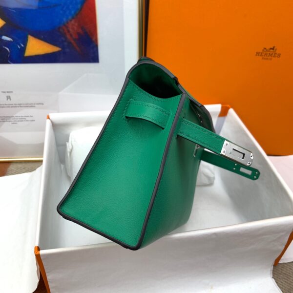 Hermes Kelly 22