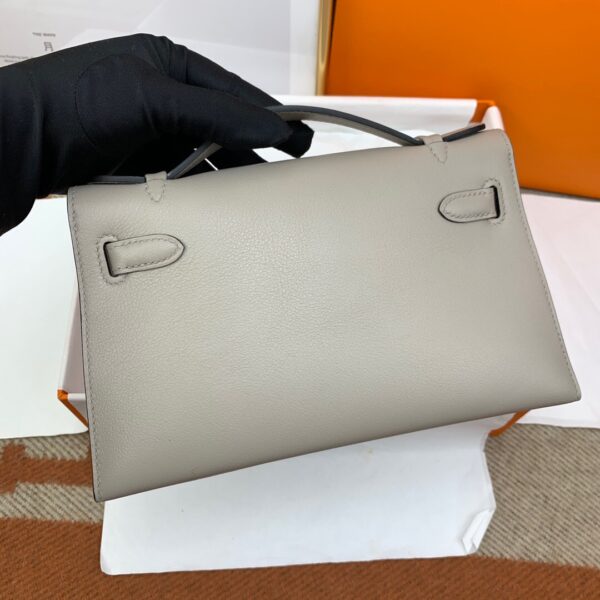 Hermes Kelly 22