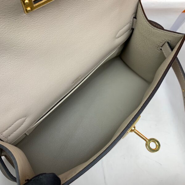 Hermes Kelly 22