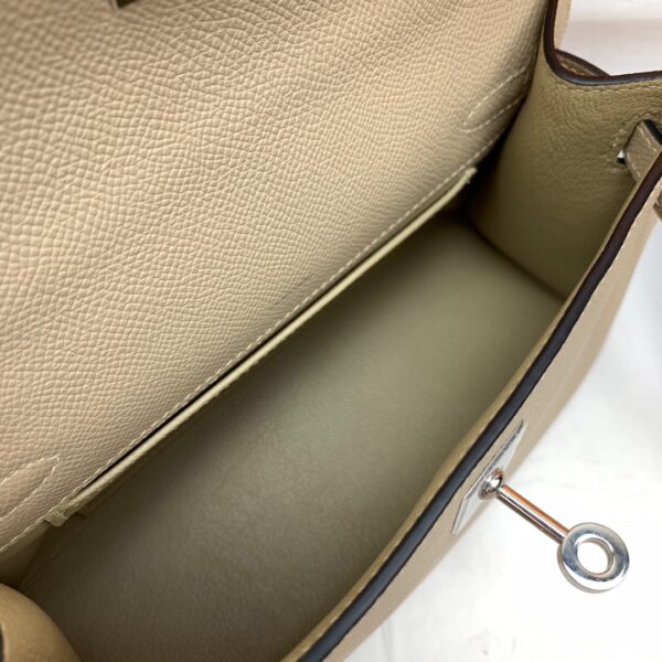 Hermes Kelly 22