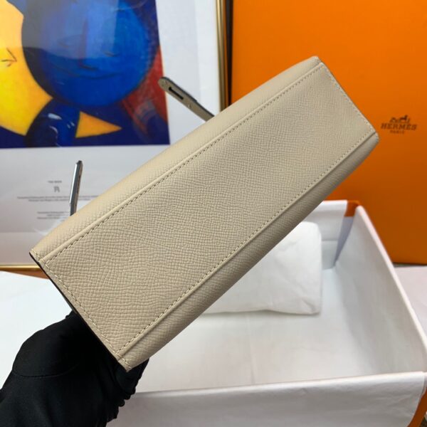 Hermes Kelly 22