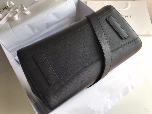 Givenchy Antigona Medium