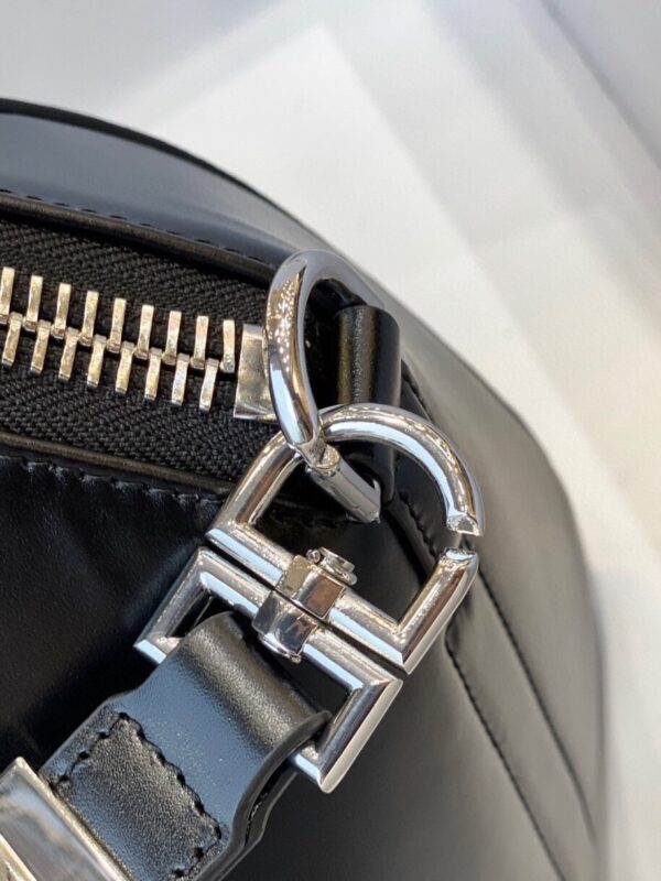 Givenchy Antigona Small