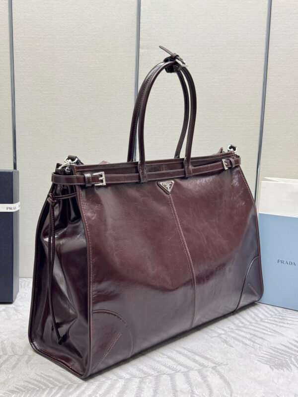 Prada Bonnie leather tote bag