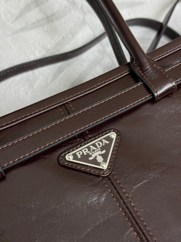 Prada Bonnie leather tote bag