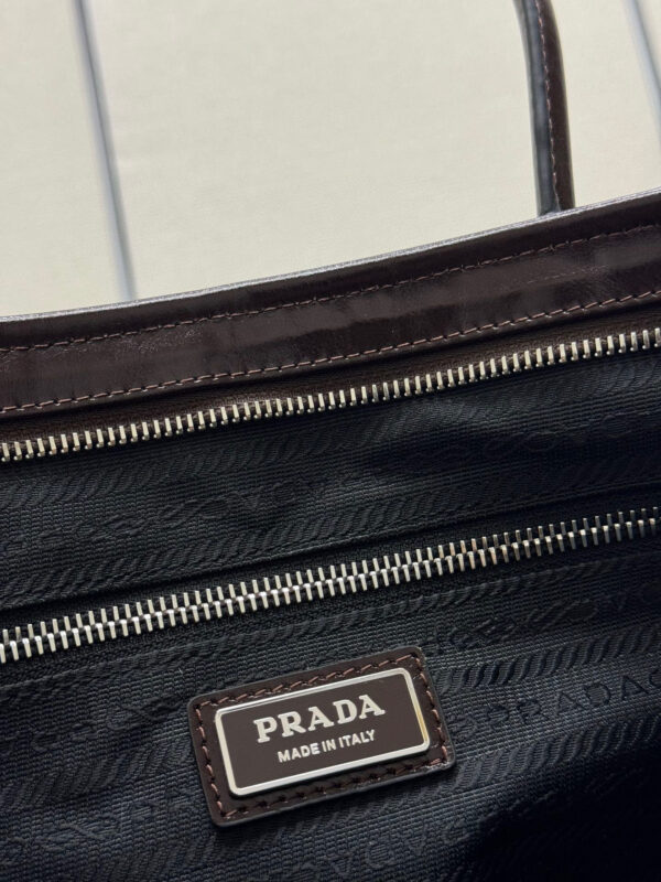Prada Bonnie leather tote bag
