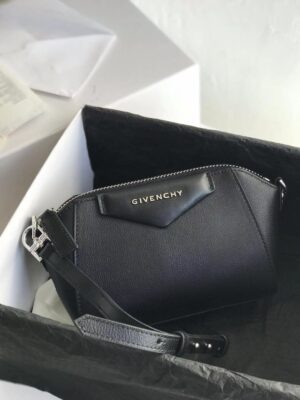 Givenchy Antigona