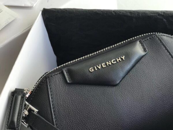 Givenchy Antigona