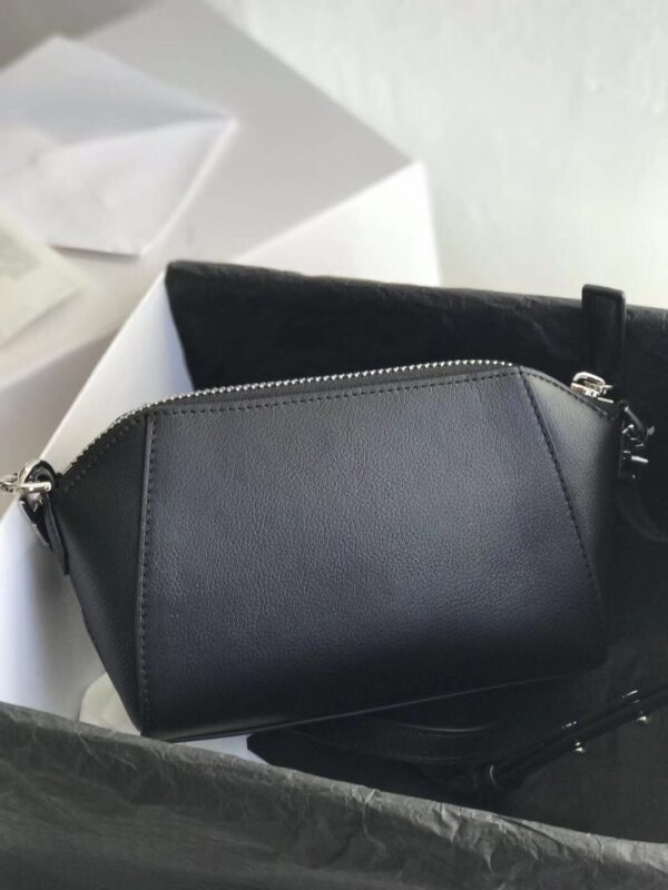Givenchy Antigona