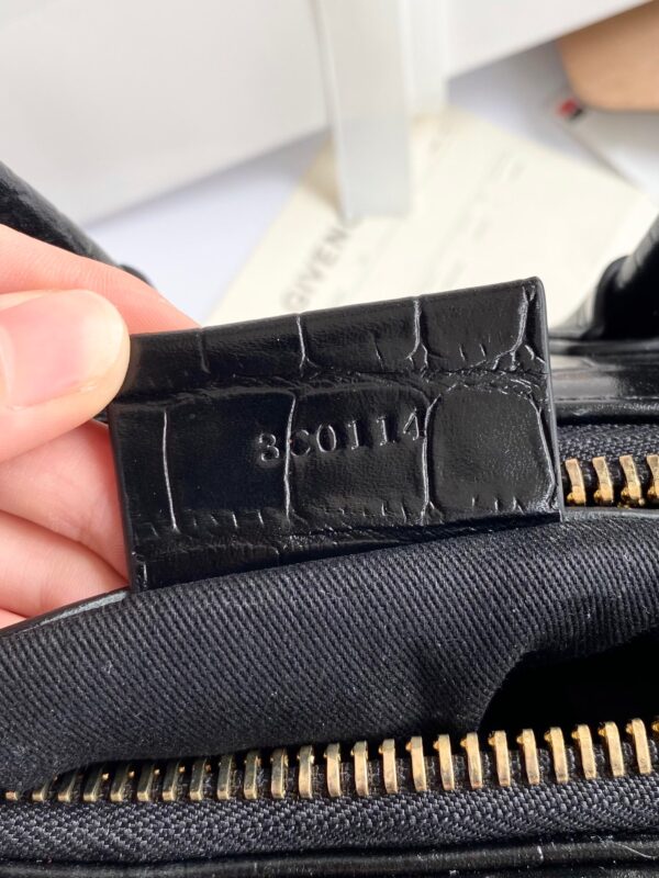 Givenchy Antigona Mini