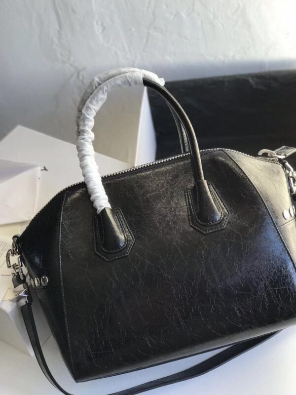 Givenchy Antigona Small