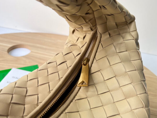 Bottega Veneta Teen Jodie