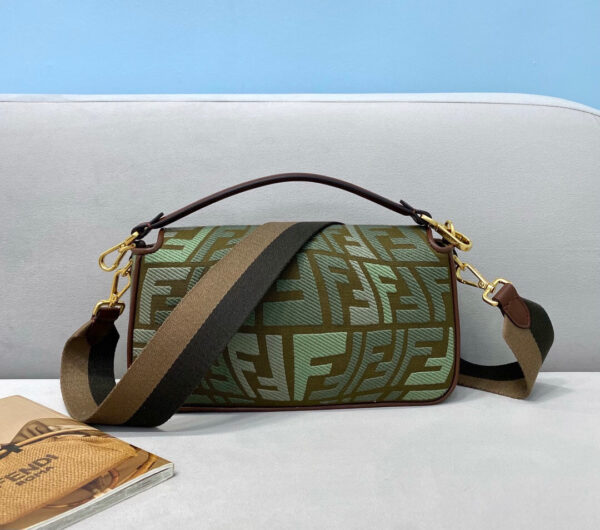 Fendi Baguette