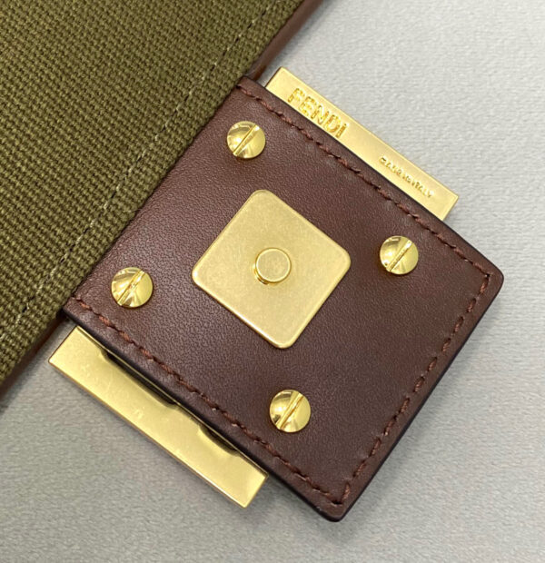 Fendi Baguette