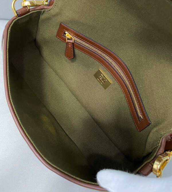 Fendi Baguette