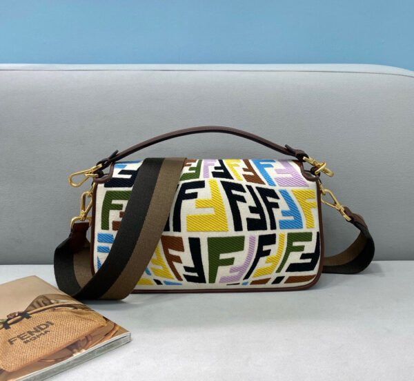Fendi Baguette