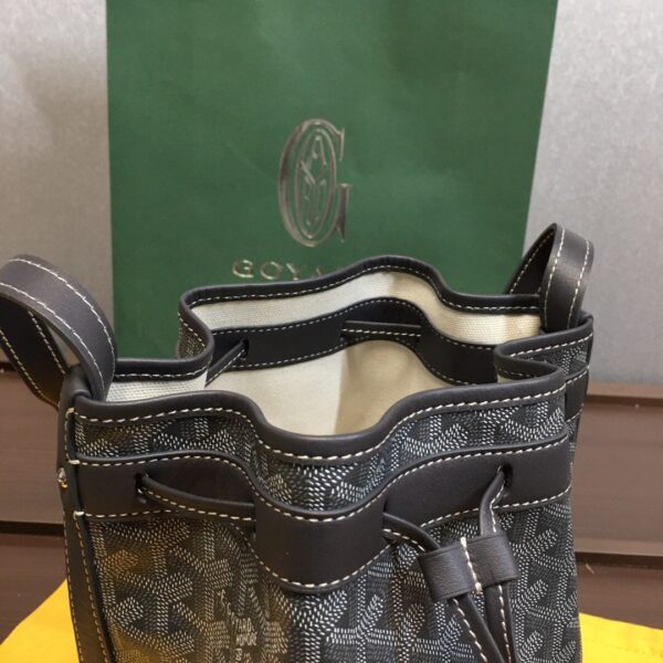 Goyard Petit Flot