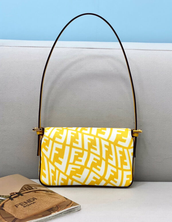 Fendi Baguette
