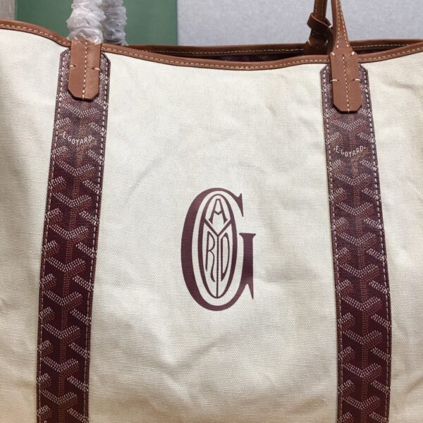 Goyard Tote