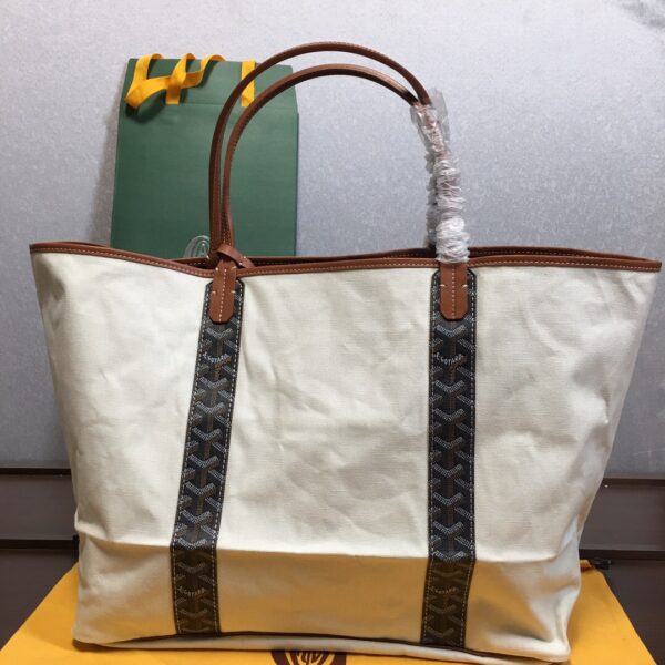 Goyard Tote