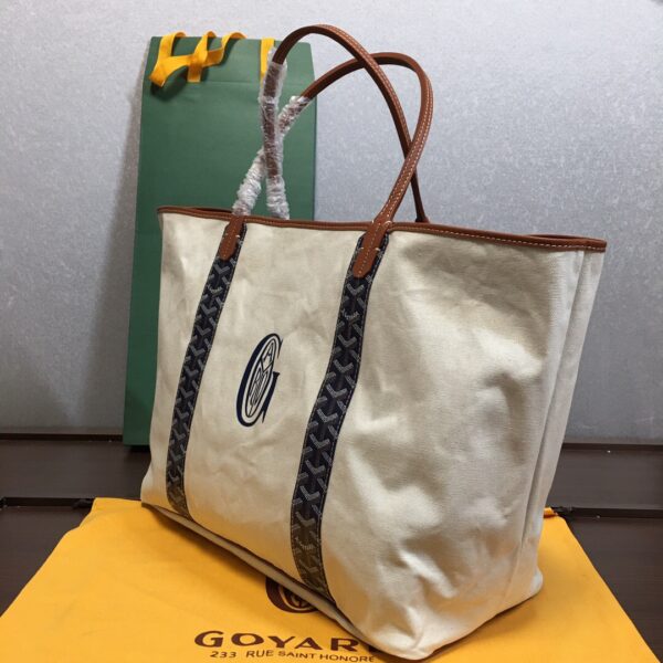 Goyard Tote