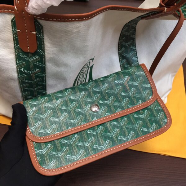 Goyard Tote