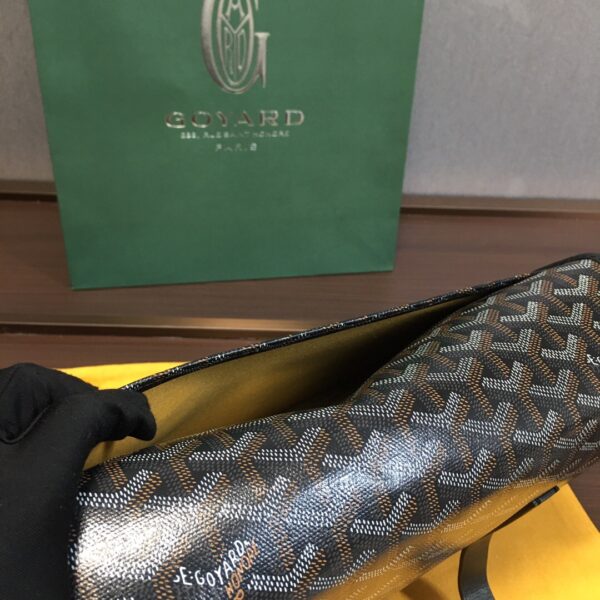 Goyard Messenger Bag