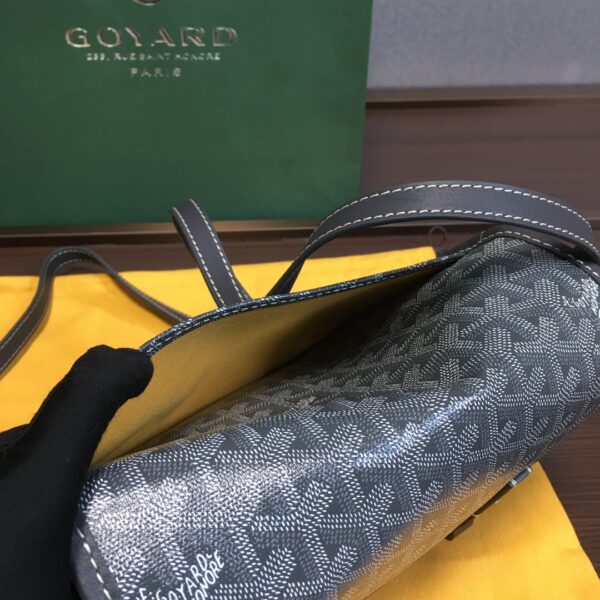 Goyard Messenger Bag
