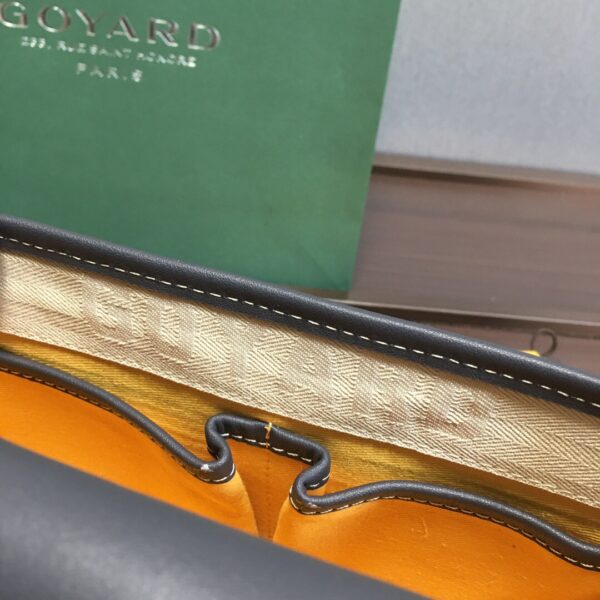 Goyard Messenger Bag