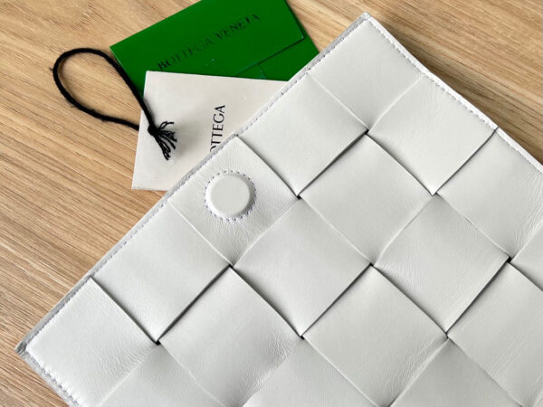Bottega Veneta Cassette