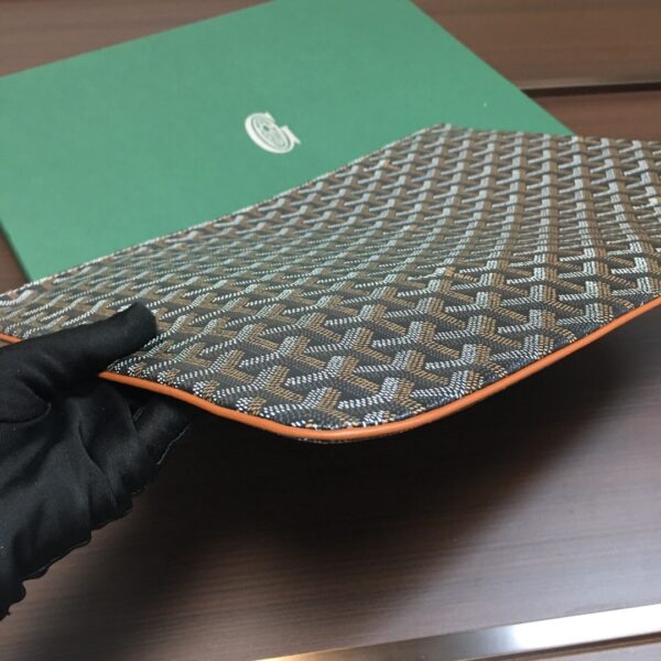 Goyard Clutch