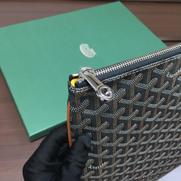 Goyard Clutch