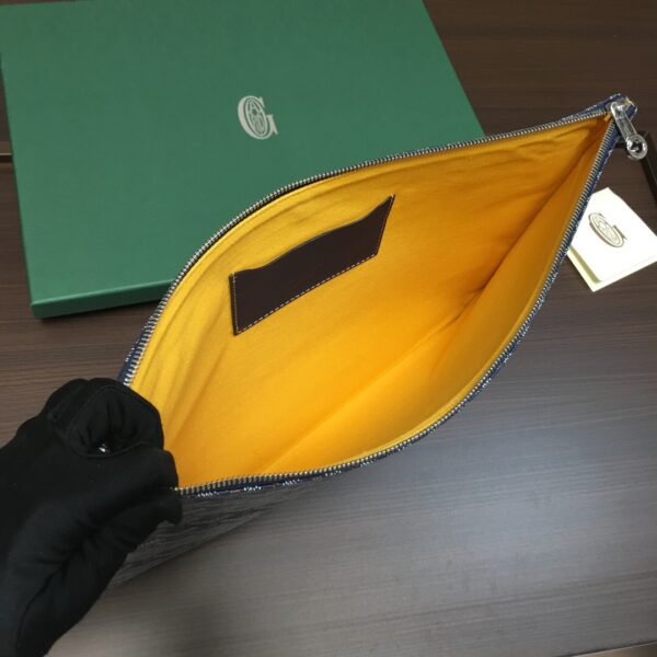 Goyard Clutch