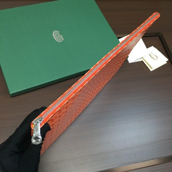 Goyard Clutch