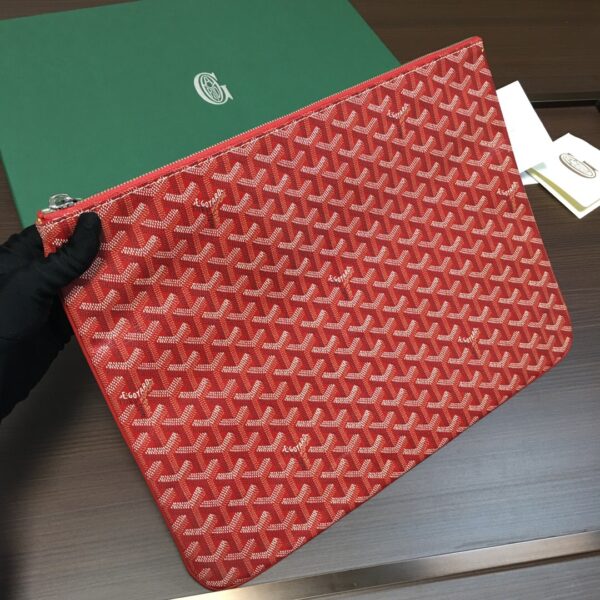 Goyard Clutch