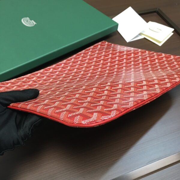 Goyard Clutch