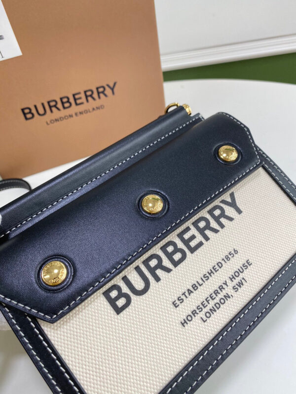 Burberry Horseferry