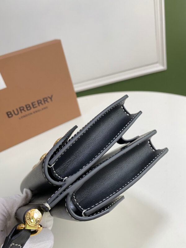 Burberry Horseferry