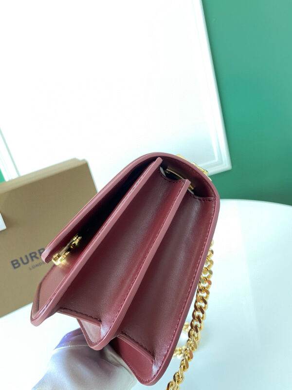 Burberry Thomas