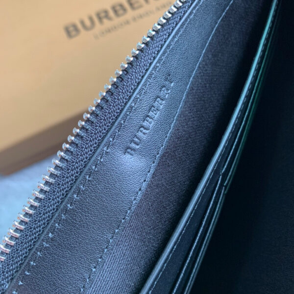 Burberry Clutch