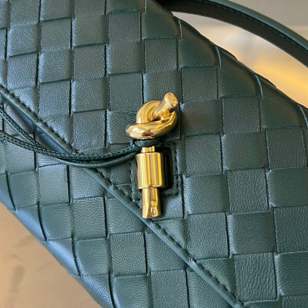 Bottega Veneta Andiamo Clutch