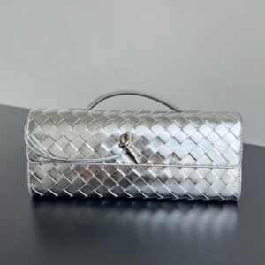 Bottega Veneta Andiamo Clutch