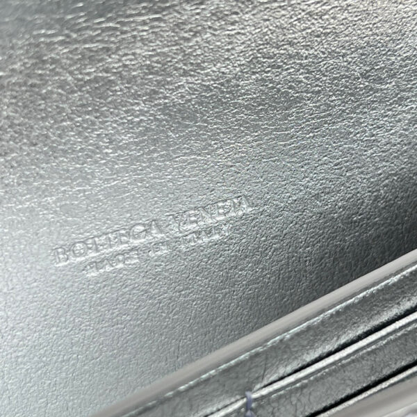 Bottega Veneta Andiamo Clutch