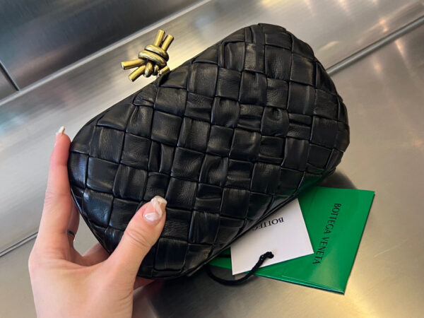 Bottega Veneta Knot