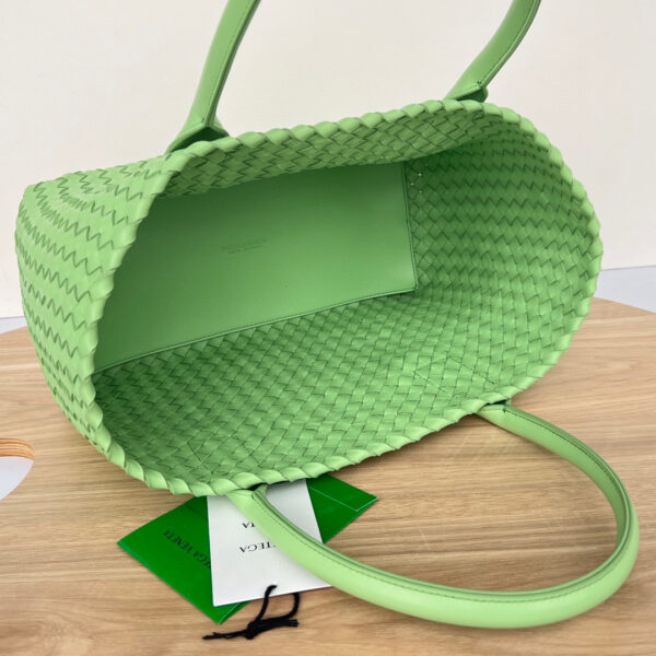 Bottega Veneta Cabat