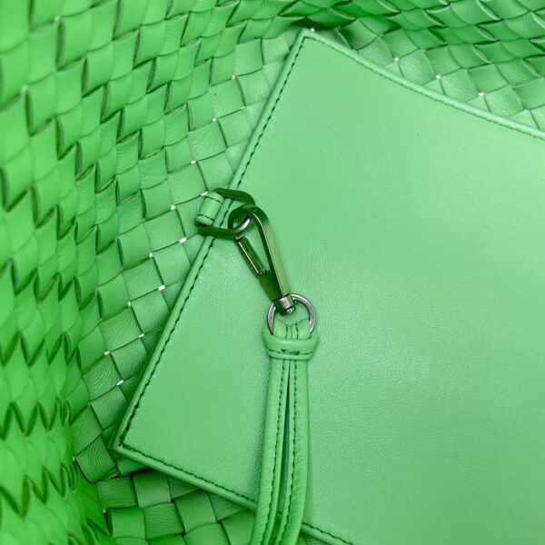Bottega Veneta Cabat