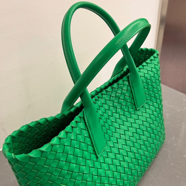 Bottega Veneta Cabat